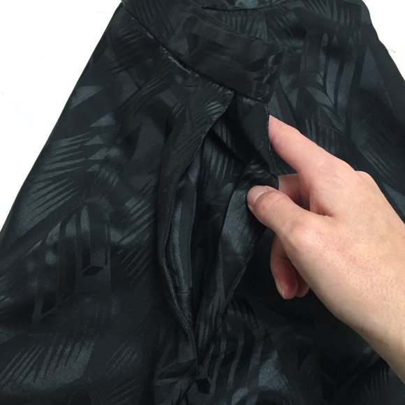 Givenchy Black Ankle Cropped Geometric Pants Shiny Size 32 modern 6 - Picture 6 of 7